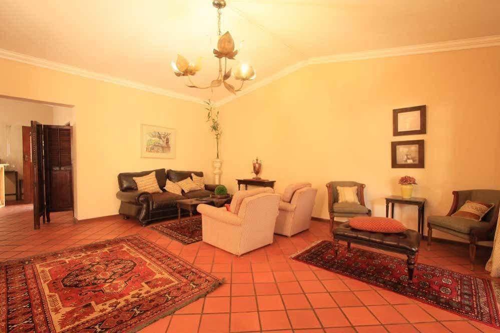 Villa Jana Guesthouse Претория Экстерьер фото