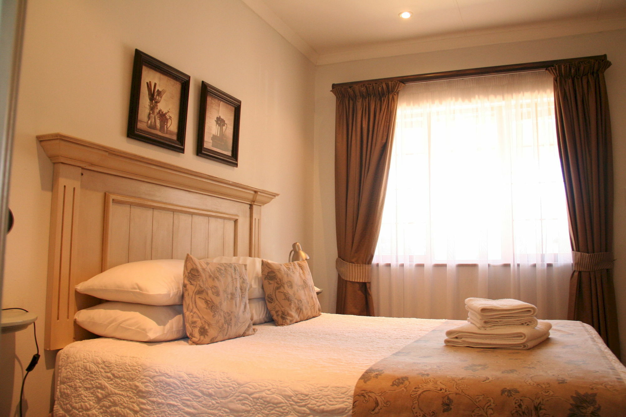 Villa Jana Guesthouse Претория Экстерьер фото